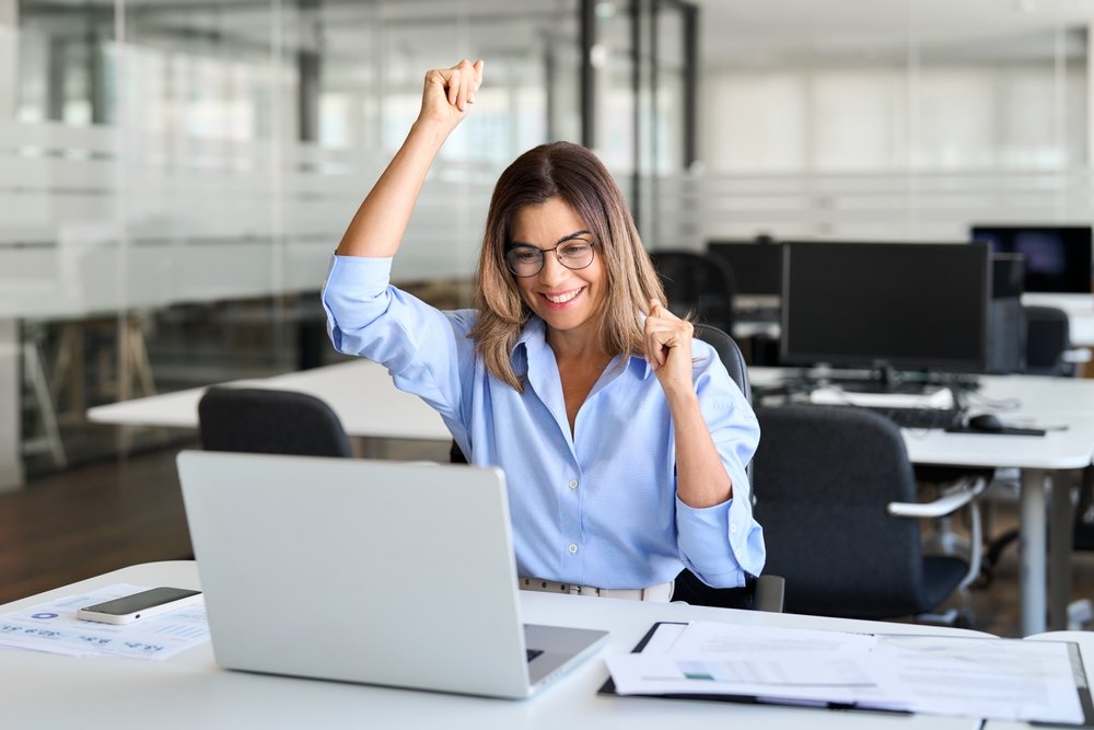 Bonuses, Raises, or Benefits: What's Best for Employee Retention?